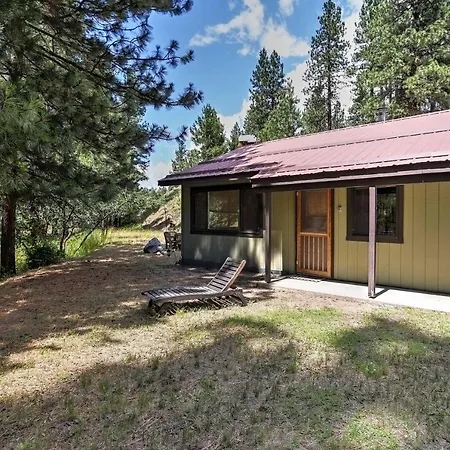 Romantic Riverfront Cottage - 1 Mile To Winthrop! Exterior photo