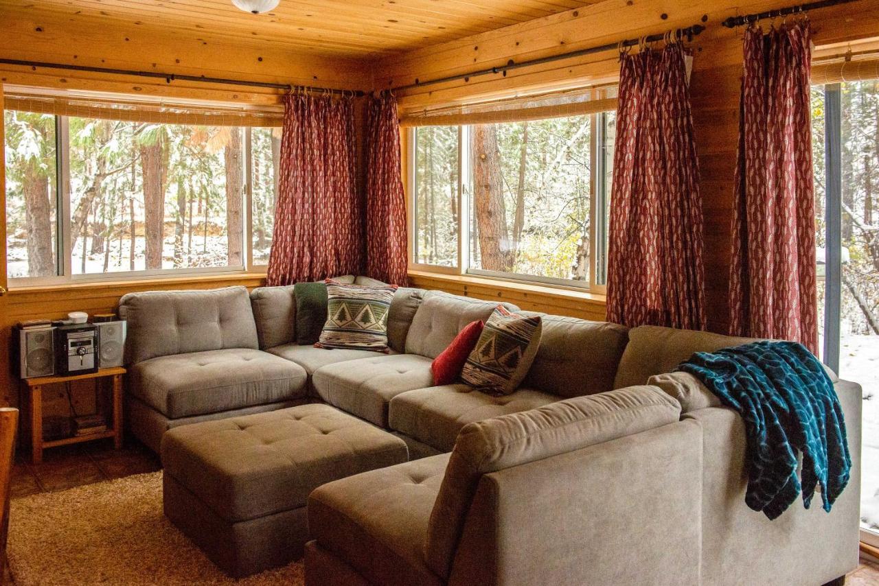 Romantic Riverfront - 1 Mile To Winthrop! *
