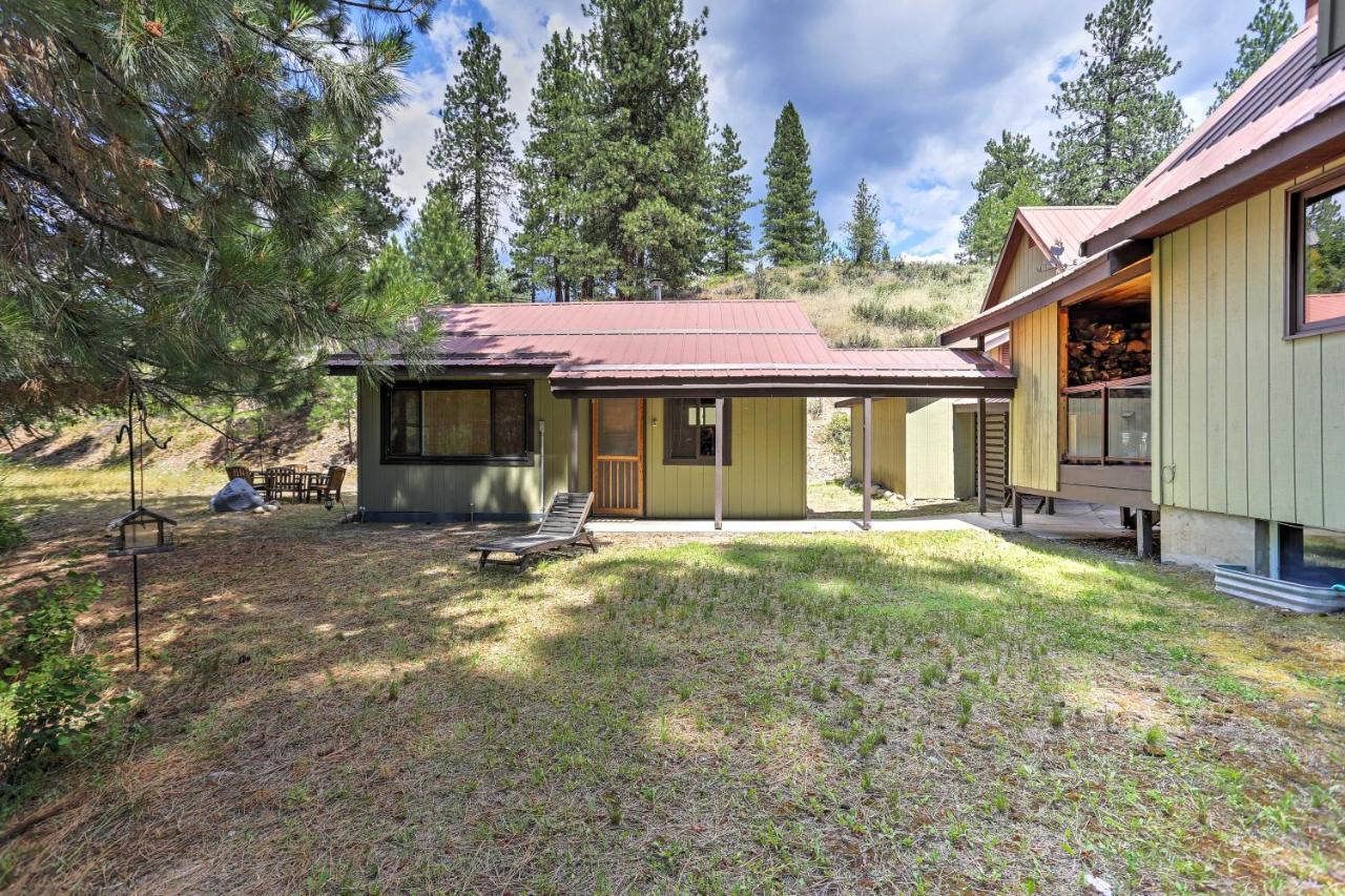 Holiday home Romantic Riverfront - 1 Mile To Winthrop! *
